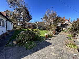 Photo 32- click for photo gallery